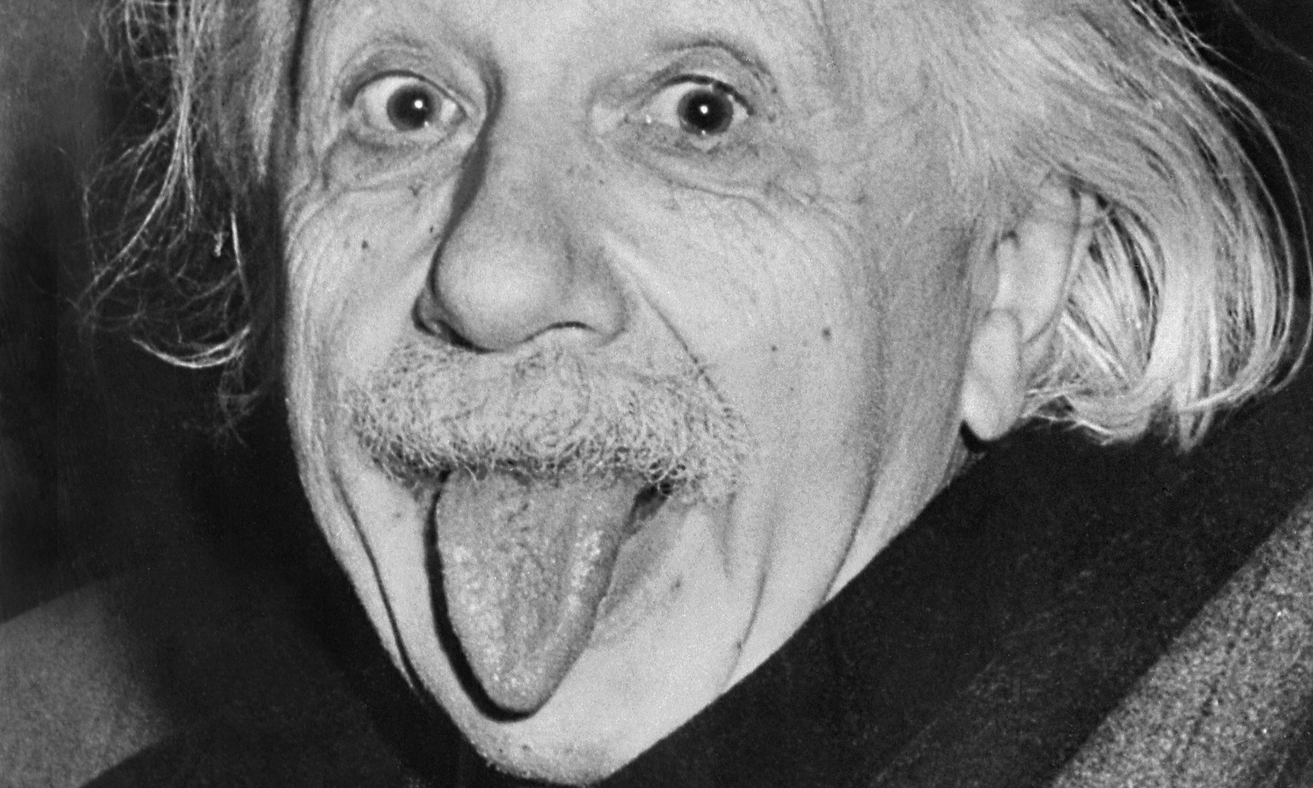 Эйнштейн с языком. Эвелин Эйнштейн. Примеры гениальных
